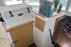 interior, Lagoon 380, catamaran for sale