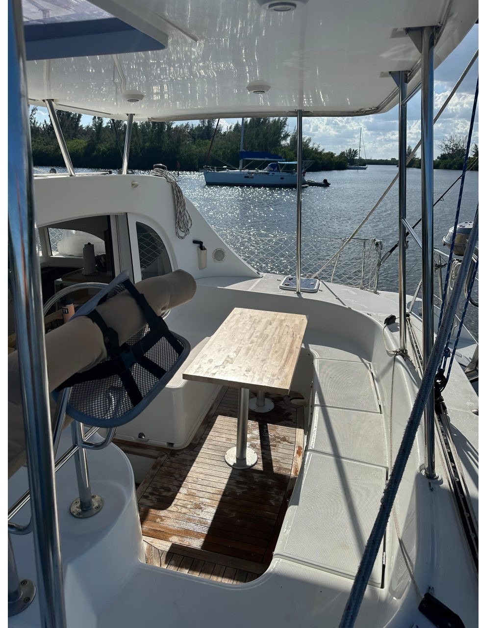 helm, Lagoon 380, catamaran for sale
