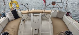 helm, Beneteau 43 Oceanis, sailboat for sale