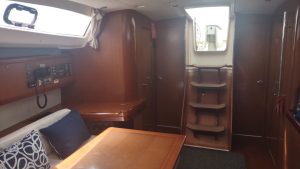 salon, Beneteau 43 Oceanis, sailboat for sale