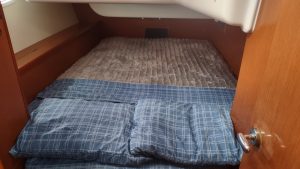 bed, Beneteau 43 Oceanis, sailboat for sale