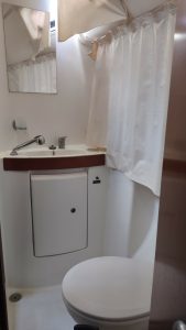 bath, Beneteau 43 Oceanis, sailboat for sale