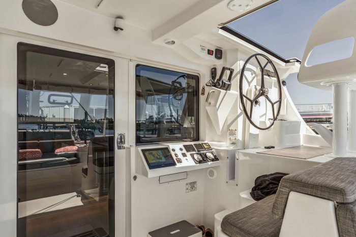 helm, Balance 482, catamaran for sale