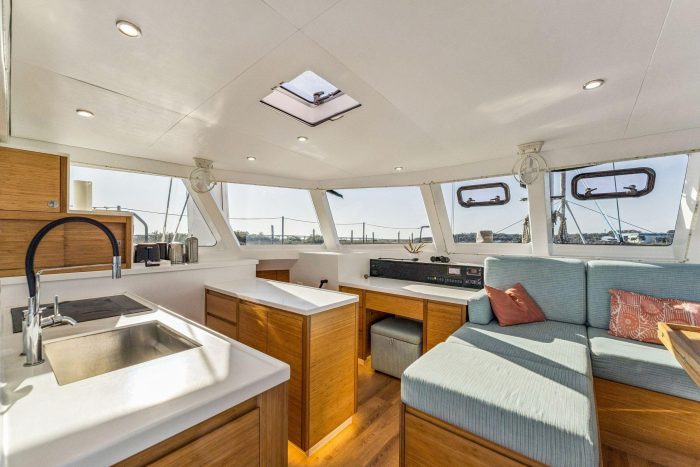 salon, Balance 482, catamaran for sale