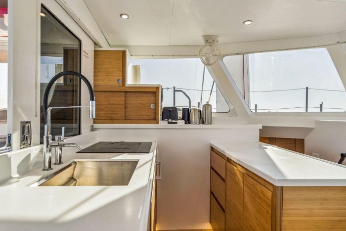 interior, Balance 482, catamaran for sale