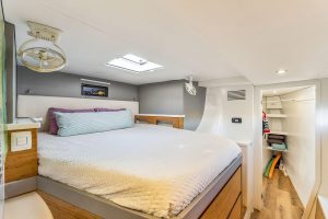 bed, Balance 482, catamaran for sale