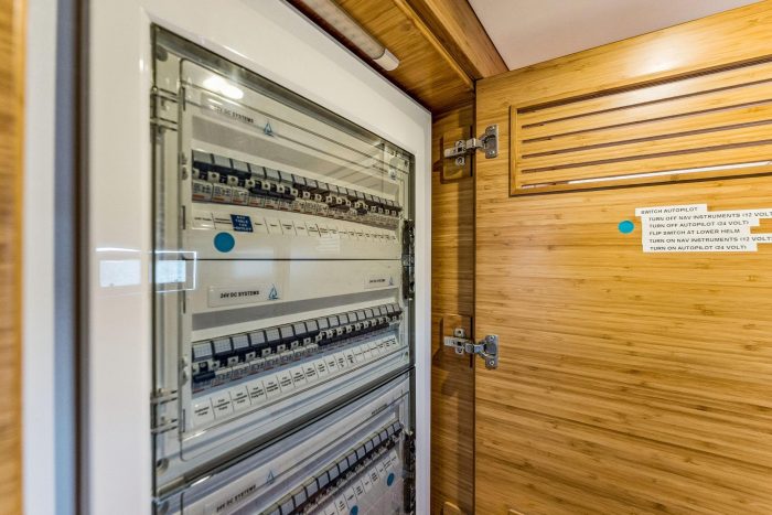 electrical, Balance 482, catamaran for sale
