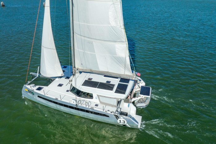 underway, Balance 482, catamaran for sale