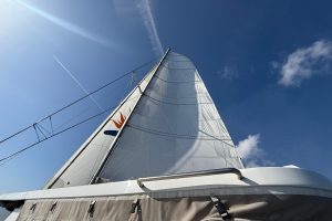 underway, Balance 482, catamaran for sale