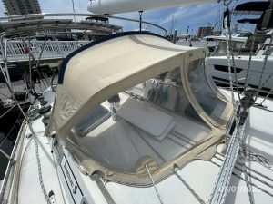 cockpit, Beneteau 500 Oceanis, sailboat for sale