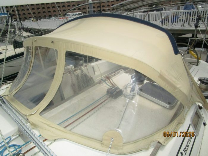 cockpit, Beneteau 500 Oceanis, sailboat for sale