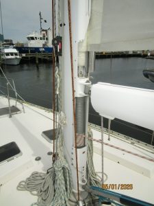 deck, Beneteau 500 Oceanis, sailboat for sale