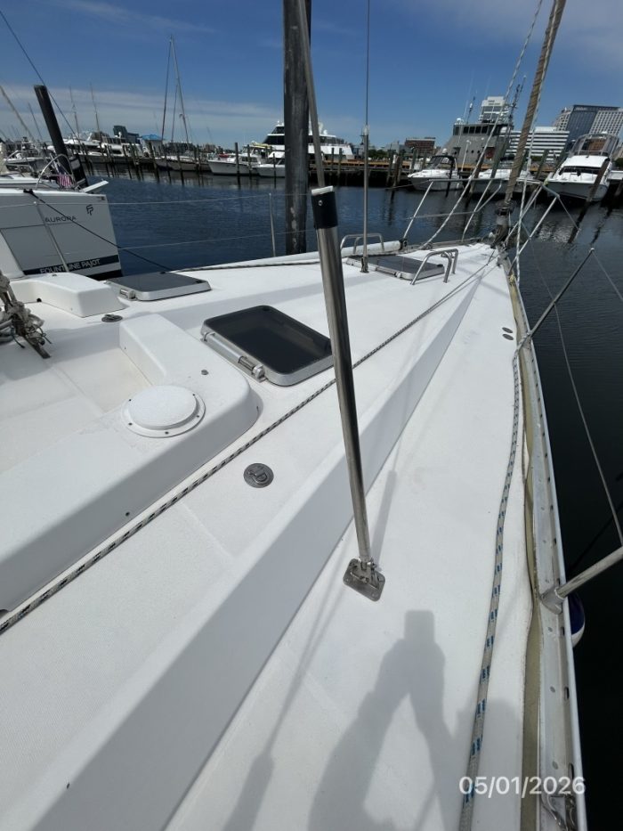 deck, Beneteau 500 Oceanis, sailboat for sale