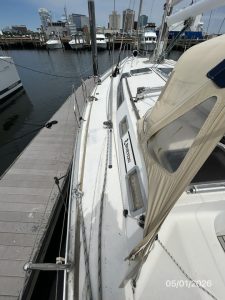 deck, Beneteau 500 Oceanis, sailboat for sale