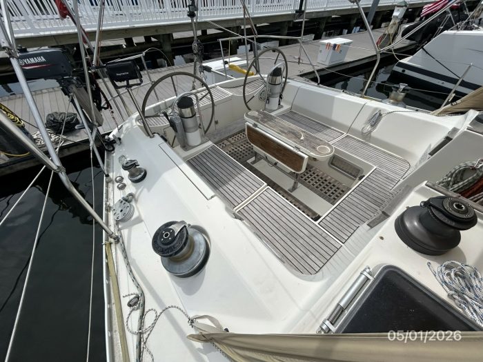 helm, Beneteau 500 Oceanis, sailboat for sale