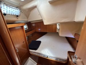 bed, Beneteau 500 Oceanis, sailboat for sale