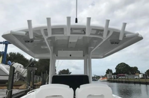helm, Stamas Aventura 31T, trawler for sale