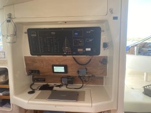 electrical, Voyage 47 Mayotte, catamaran for sale