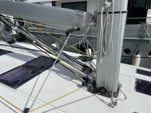 deck, Jeanneau 490, sailboat for sale