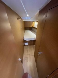 interior, Jeanneau 490, sailboat for sale