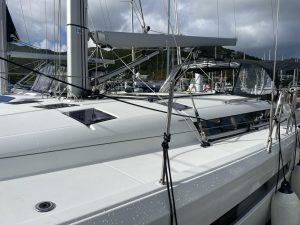 deck, Jeanneau 490, sailboat for sale
