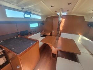 salon, Beneteau 41 Oceanis, sailboat for sale