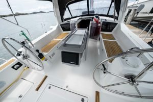 cockpit, Beneteau 41 Oceanis, sailboat for sale