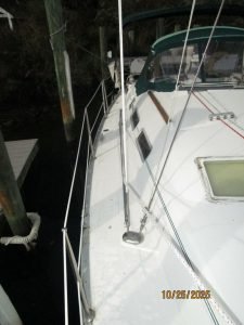 deck, Beneteau 373, sailboat for sale