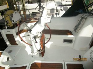 cockpit, Beneteau 373, sailboat for sale