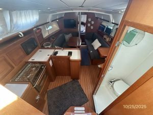 navigation station, Beneteau 373, sailboat for sale