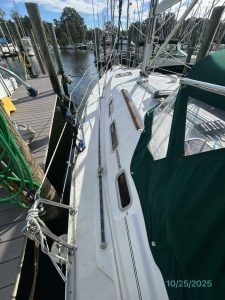 deck, Beneteau 373, sailboat for sale