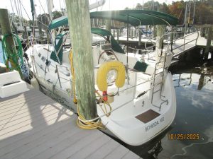 cockpit, Beneteau 373, sailboat for sale