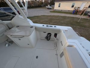 helm, Boston Whaler, trawler for sale