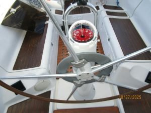 helm, Beneteau 38s5, sailboat for sale