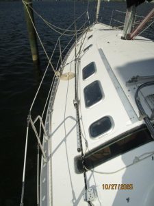 deck, Beneteau 38s5, sailboat for sale