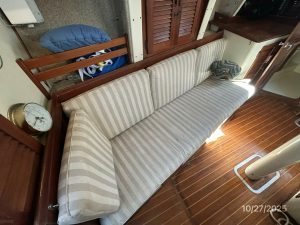 salon, S2 C36, sailboat for sale