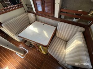 salon, S2 C36, sailboat for sale