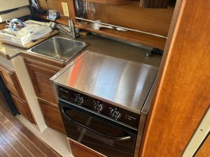 interior, Ranger Tugs 27, trawler for sale
