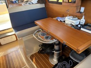 salon, Ranger Tugs 27, trawler for sale