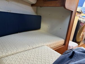 bed, Ranger Tugs 27, trawler for sale