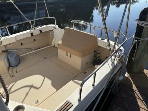 cockpit, Ranger Tugs 27, trawler for sale