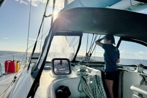 helm, Hunter 410, sailboat for sale