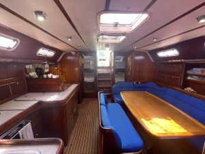 salon, Bavaria 50 Cruiser, sailboat for sale