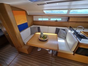 salon, Jeanneau 409 Sun Odyssey, sailboat for sale