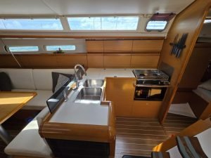 interior, Jeanneau 409 Sun Odyssey, sailboat for sale