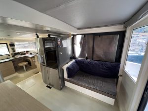 salon, Bali 4.3, catamaran for sale