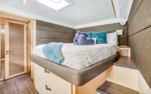 bed, Lagoon 630 MY, trawler for sale