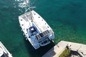 exterior, Lagoon 400, catamaran for sale