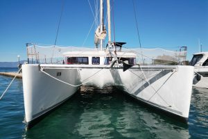 exterior, Lagoon 400, catamaran for sale