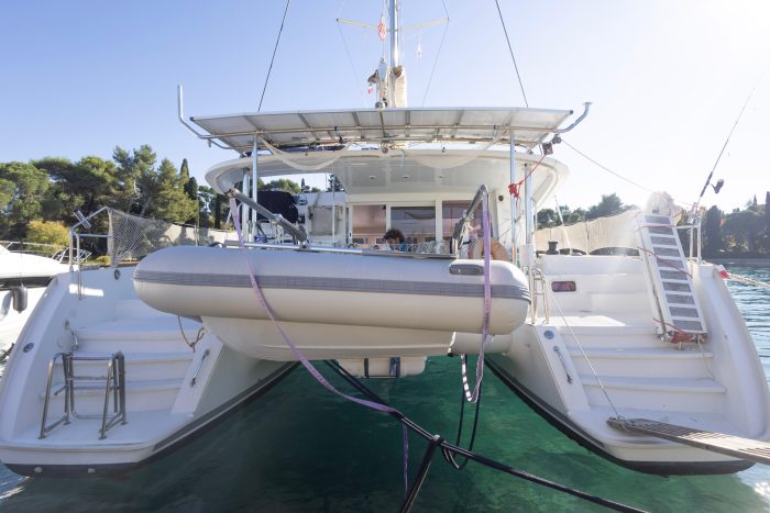 exterior, Lagoon 400, catamaran for sale